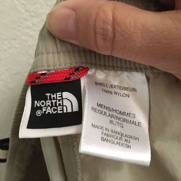The North Face  gorpcore zip off nylon shorts XL - Picture 5 of 6